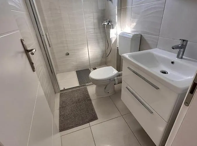 Timm -1bedroom