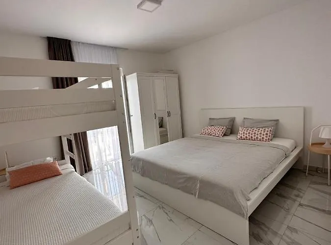 Timm -1bedroom Apartman Vir